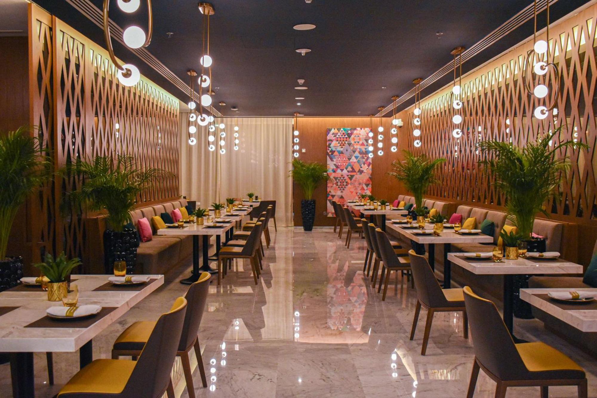 Aleph Doha Residences, Curio Collection By Hilton Luaran gambar Restaurant interior