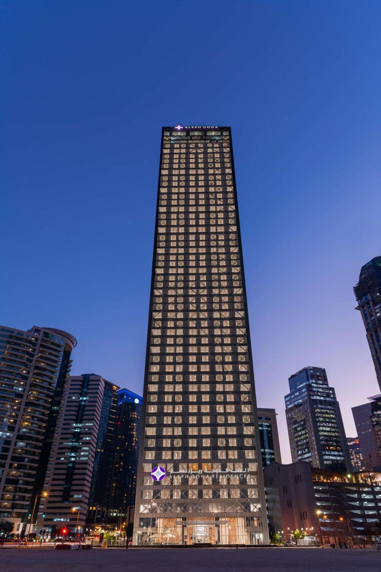 Aleph Doha Residences, Curio Collection By Hilton Luaran gambar The building at night